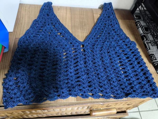 Top cropped crochê 