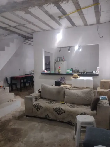 Vende-se este primeiro andar na chã de Bebedouro ZAP *