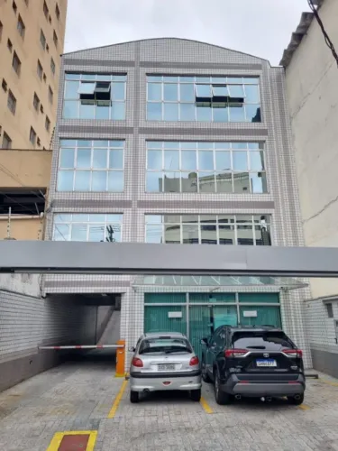 Prédio Comercial à Venda em Vila Yara, Osasco - Oportunidade!