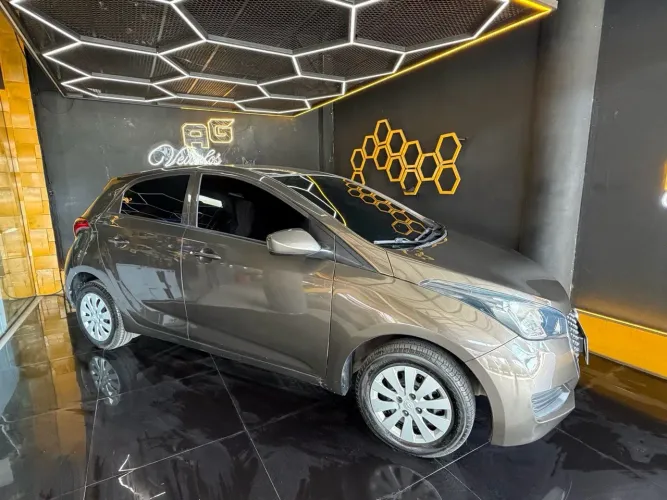 Hyundai HB20 Unique 1.0 Flex 12V Mec. 2019