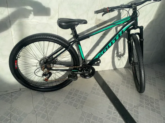 Bicicleta aro 29 com 21 macha quadro 17