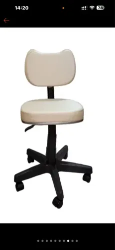 Vendo cadeira de studio/ Mocho