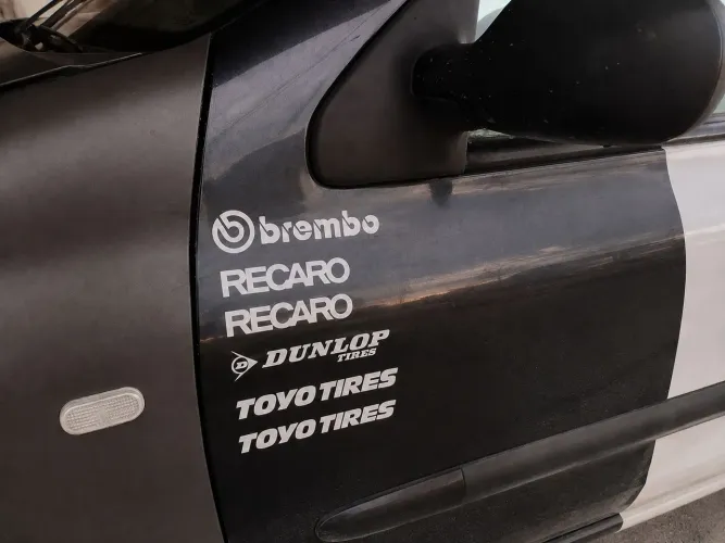 Kit de Adesivos Automotivos Premium - 2 Unidades