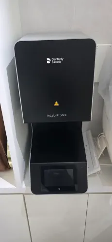Vendo equipamentos Laboratório odontológico 