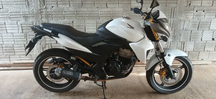 Cb300r impecável