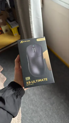 ATTACK SHARK X8 Ultimate - Mouse Gamer Wireless PAW3950 42.000 DPI 8K Tri-Mode