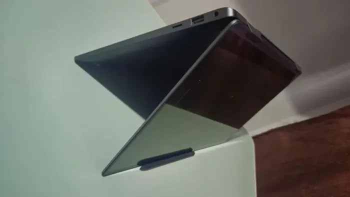 Galaxy Book 3 360 i7 (tela trincada funciona touch)
