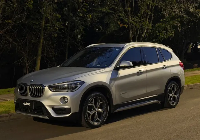 BMW X1 Sdrive 20I X-line 2.0 TB Active Flex 2016