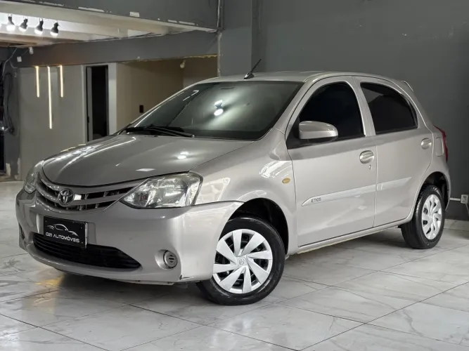 Toyota Etios X 1.3 Flex 16V 5P Mec. 2017
