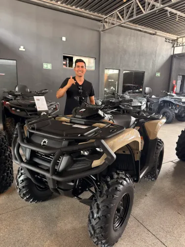 Quadriciclo Can-am Outlander 500 pro ZERO