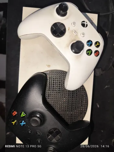 ? Xbox Series S + 2 Controles + Vários Jogos - R$ 2.900