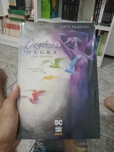 HQ - Orquídea Negra (Neil Gaiman)