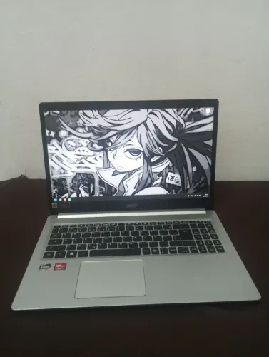 Acer Aspire 5 Ryzen 7 5700U 8GB RAM 500GB SSD + Carregador