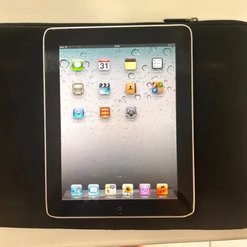 iPad Apple primeira Geração A1219 64GB Wi-Fi Funcionando