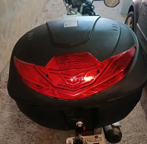 Vendo Baú para moto Pro Tork R$120