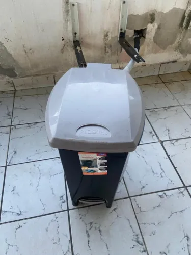 Lixeiro 50 L Com Pedal Plasutil