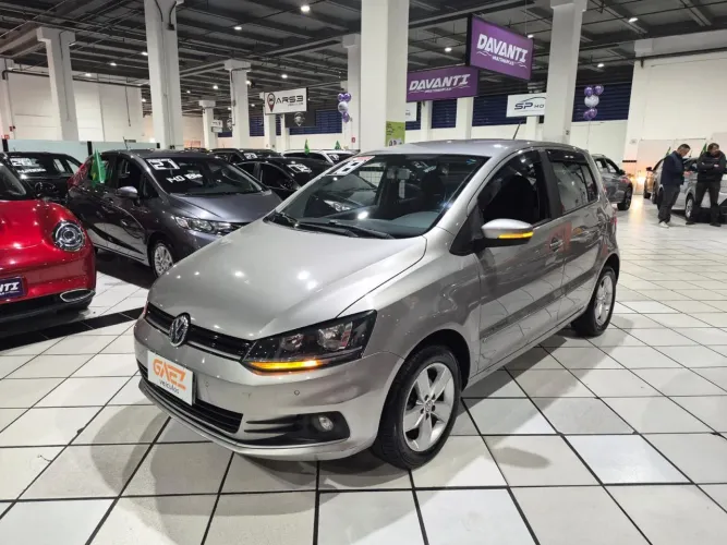Volkswagen Fox Comfortline 1.6 Flex 8V 5P 2018