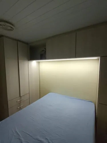 Kit de quarto com cabeceira de cama ,sapateira, guarda-roupa 