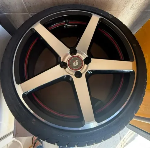 Oportunidade!! Rodas GT7 modelo C-SPEC-2, Aro 17x7, furação 4x100 ET35