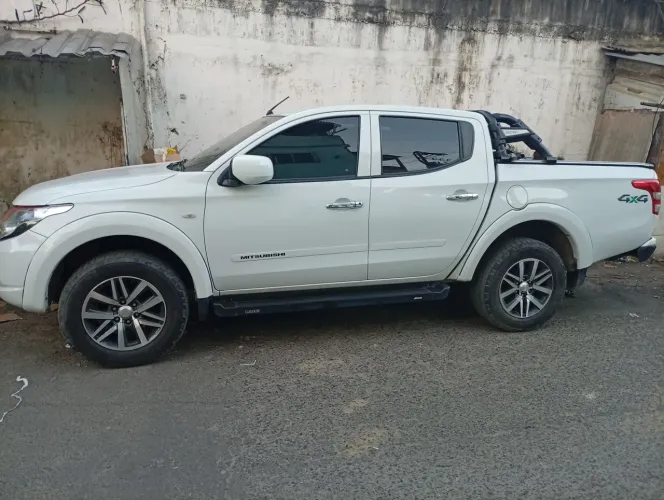Mitsubishi L200 Triton Sport GLS 2.4 CD Diesel Aut. 2024