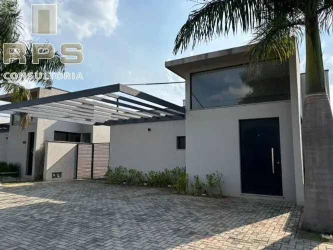 Casa térrea no Reserva Jatobá em Atibaia, 3 quartos suítes, armários planejados na cozinha