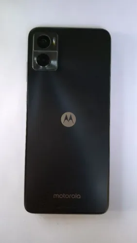 Vende-se moto e22 com 32gb de armazenamento