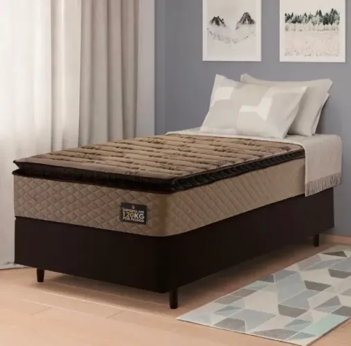 Cama