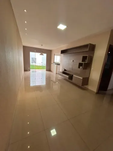 Casa à Venda  Condomínio Rio Coxipó