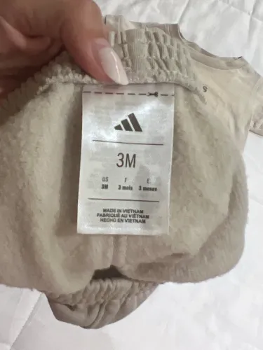 Conjunto adidas original 0-3 meses 