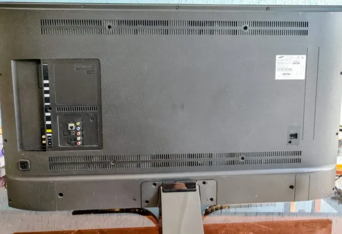 Tv smart Samsung 48" para retirada de peças 