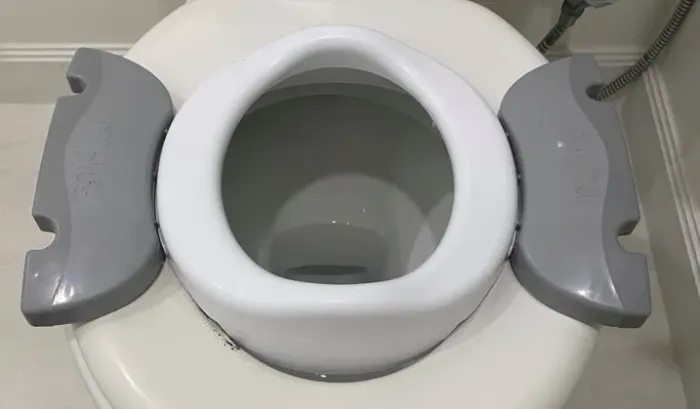 Redutor de assento infantil / Privadinha Potette Plus 2 em 1