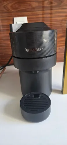 Nespresso Vertuo Pop Preta 220v