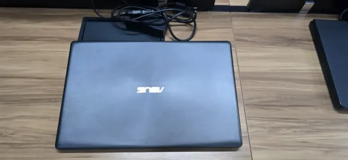 Notebook ASUS X550LN 15.6" FULL HD I7, 8GB DDR3  NVIDIA GT840M 2GB SSD 240 GB + HD 750 GB