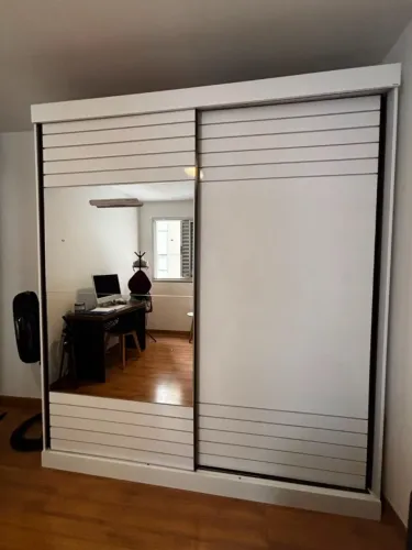 Guarda Roupa Grande com Espelho