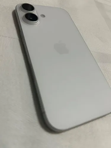 iPhone 16- 128gb Branco