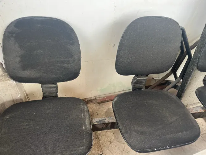 Cadeiras para recepção conjugadas longarina preta