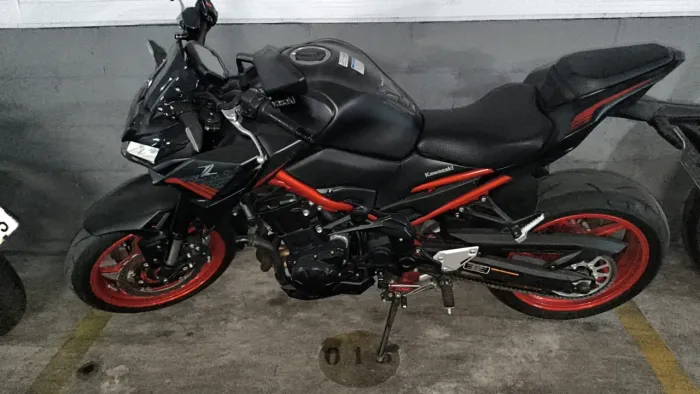 Moto Kawasaki Z900 2021 Preto Nova