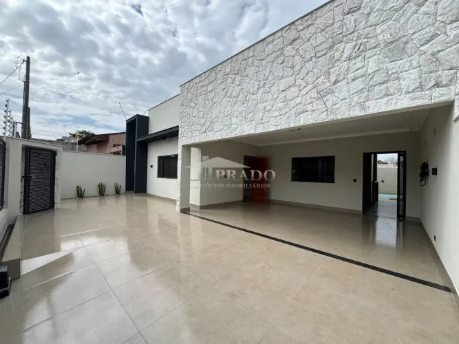 Casa com 3 dormitórios à venda, 142 m² por R$ 850.000,00 - Malibu - Ibiporã/PR