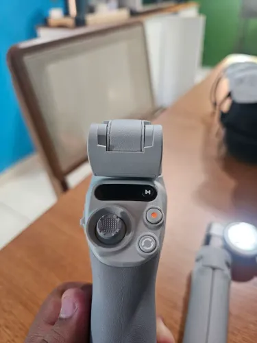 Estabilizador DJI Osmo Mobile SE