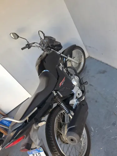 Vendo start 160 , moto zerada , estou vendido pq está ficando parada em casa