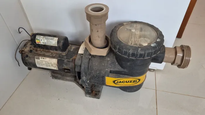 Bomba hidromassagem Jacuzzi 1CV - Não Funciona