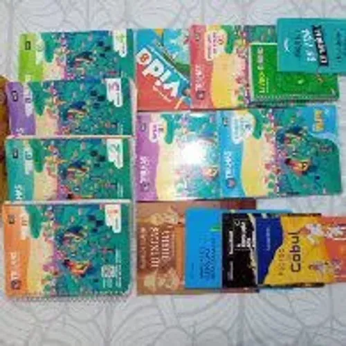 Livros 8? ano Ed. FTD. Sistema Trilhas Cx completa e em ótimo estado