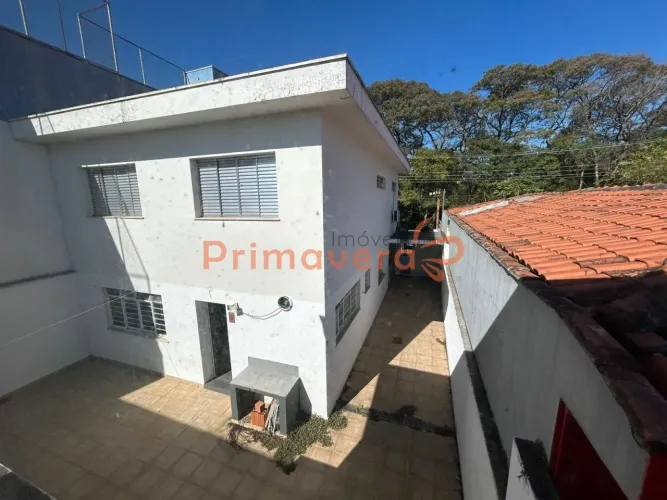 Prédio comercial para locação no Parque São Domingos com 300m, 5 salas e 10 vagas