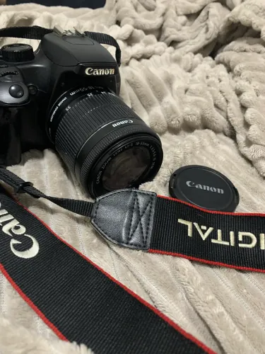 Canon EOS Rebel XS