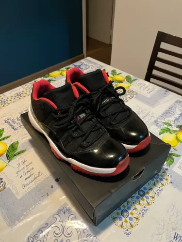 Tênis Air Jordan 11 Low Bred (43br)