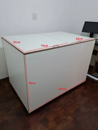 Baú Móvel Estante Caixa Armário Valiza MDF retangular desmontável com rodízios de silicone