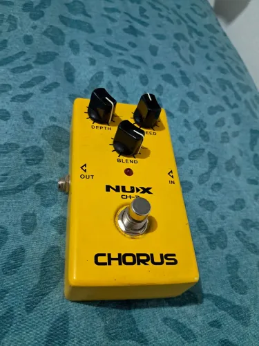 Pedal Nux Chorus Guitarra