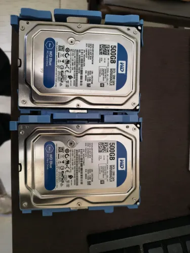 2 HDs de 500gb