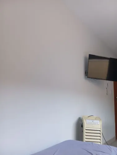 Alguém que queira dividir aluguel, preciso mudar até final de Novembro.