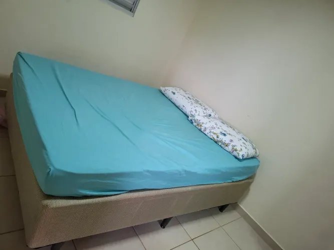 Cama box com colchão